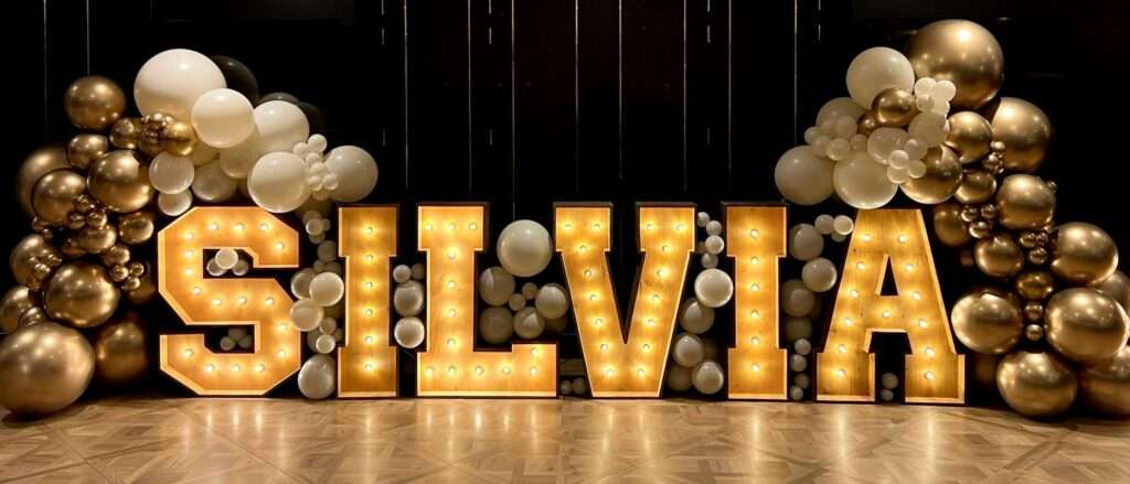 alquiler-letras-luminosas-globos-bcn-letters-decoracion-eventos-barcelona-50 alquiler-letras-luminosas-globos-bcn-letters-decoracion-eventos-barcelona-50